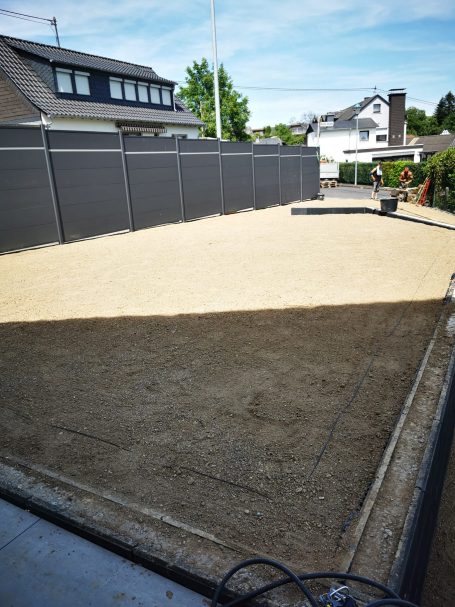 Rollrasen vom Gartenbau-Experten in Neuwied: Perfekte Rasenanlage für Ihren Garten – Handwerk mit Qualität!